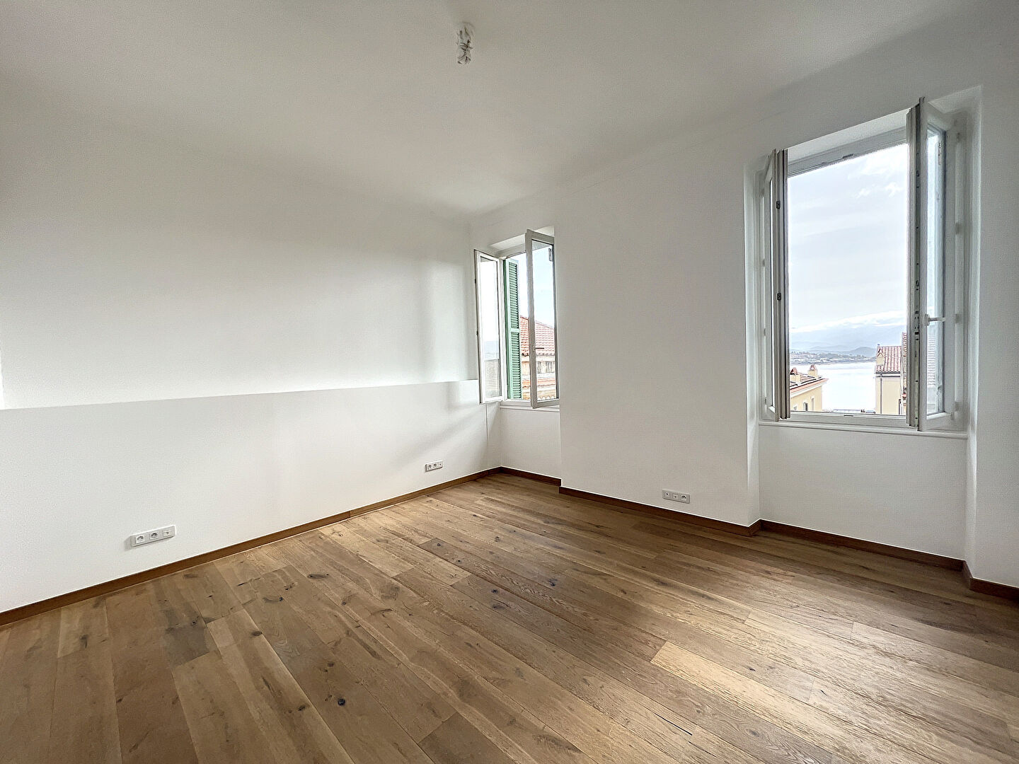 Photo Beverini image 2/6