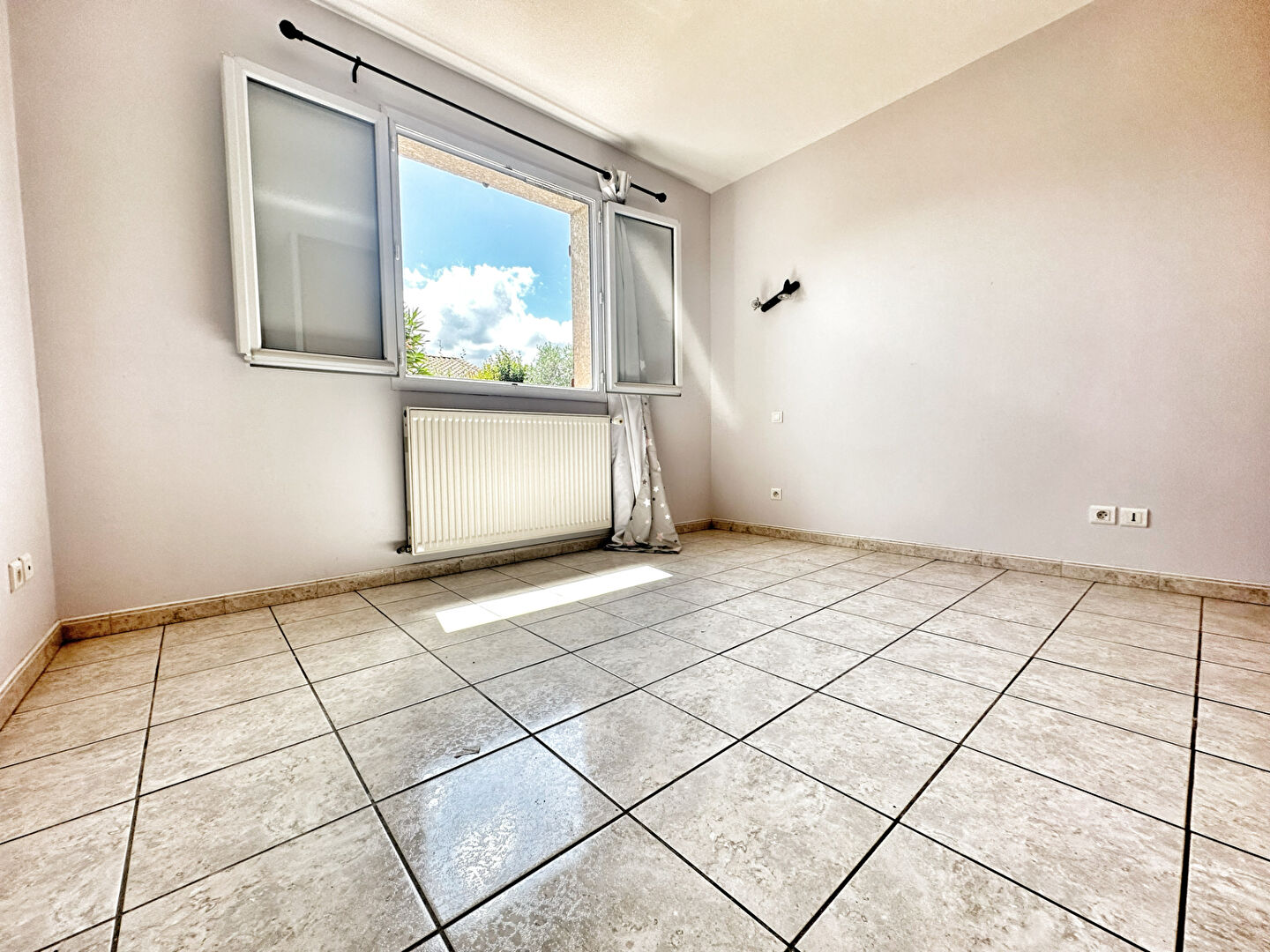 Photo Maison Plain Pied  5 pièces avec garage et T2 indépendant image 3/6