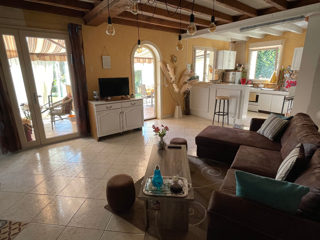 Photo Maison avec plan d'eau image 3/6