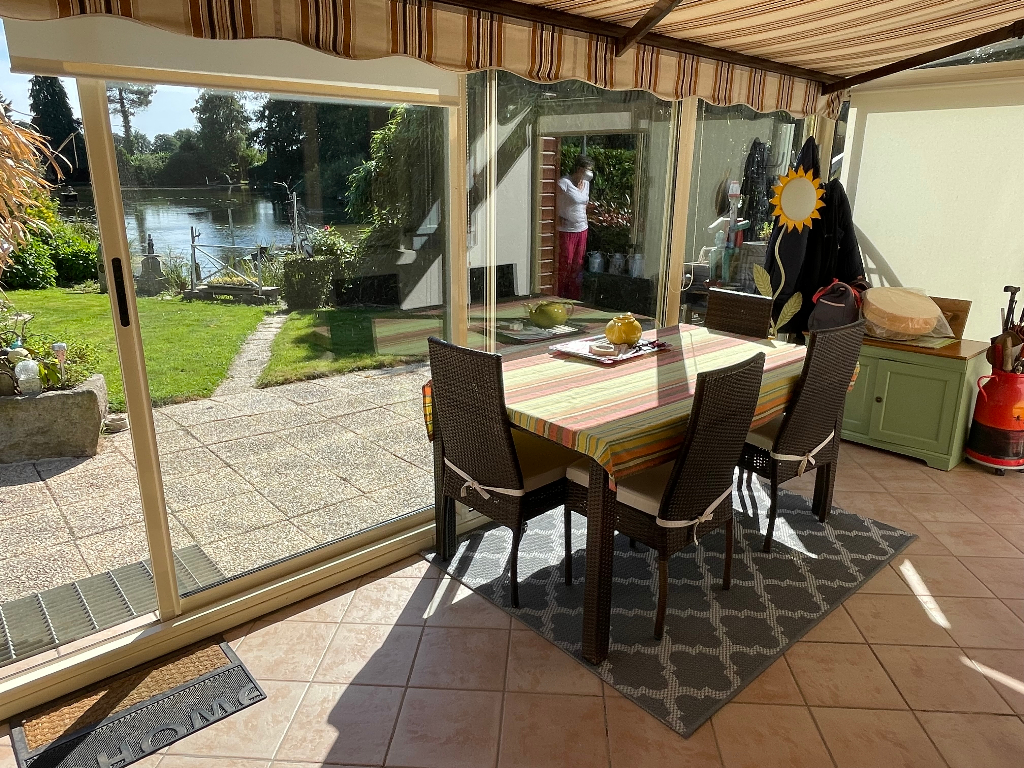 Photo Maison avec plan d'eau image 5/6