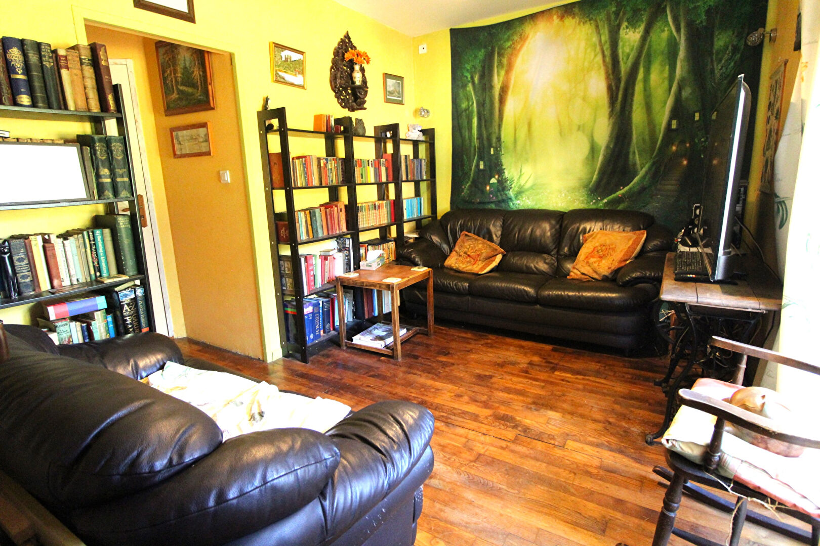 Photo Maison en pierres avec terrain et dépendance image 3/6