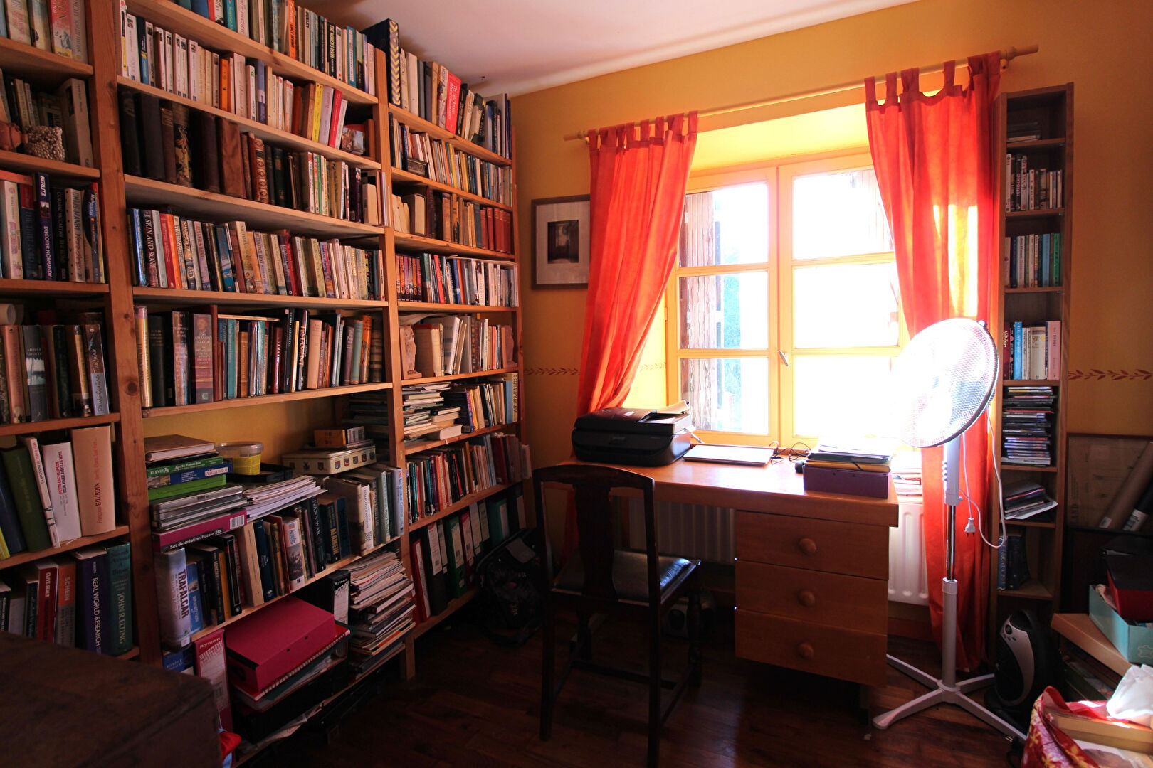 Photo Maison en pierres avec terrain et dépendance image 5/6