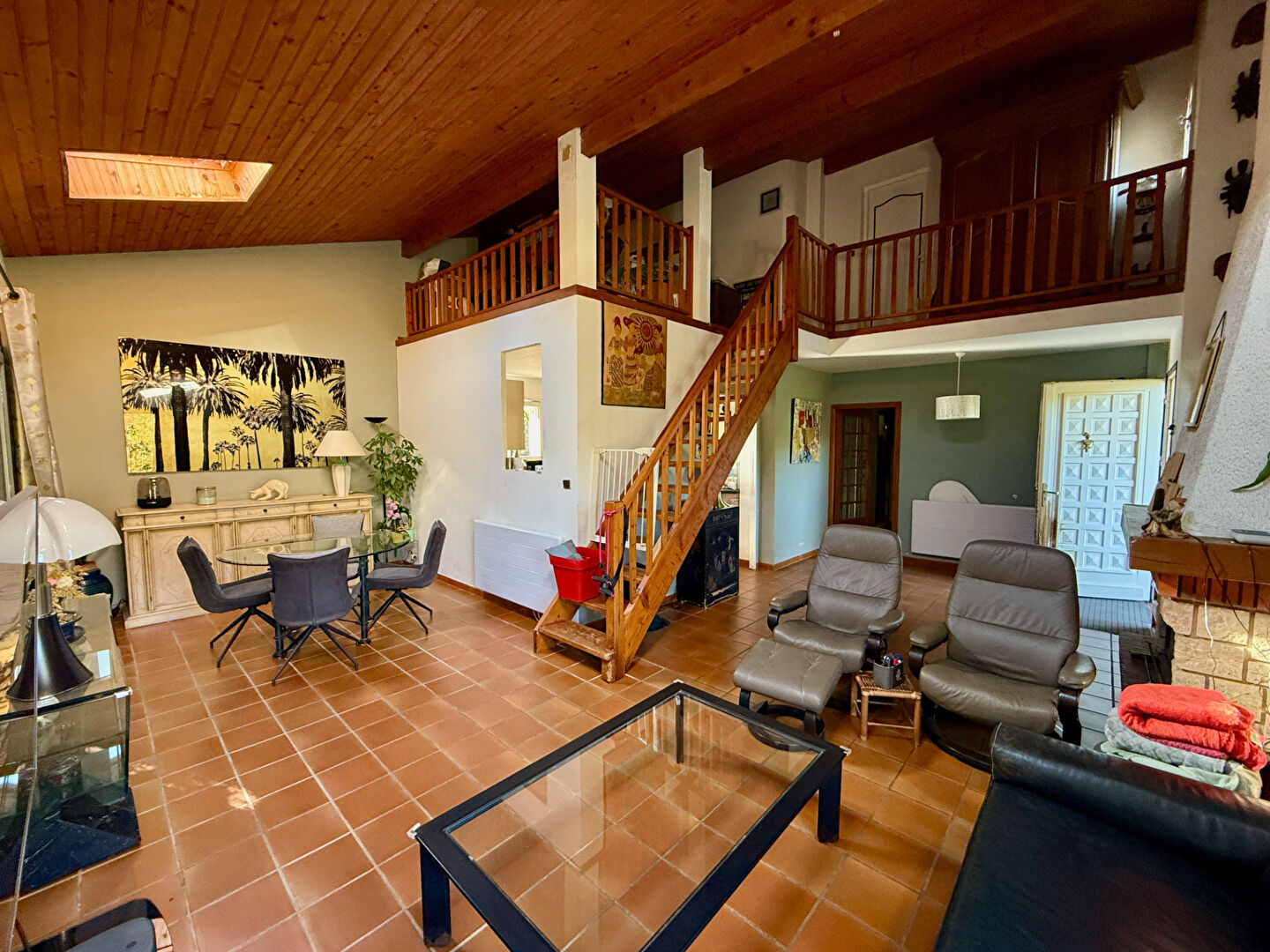 Photo MAURESSAC : Maison T5 avec garages sur terrain de 3443m2. image 6/6