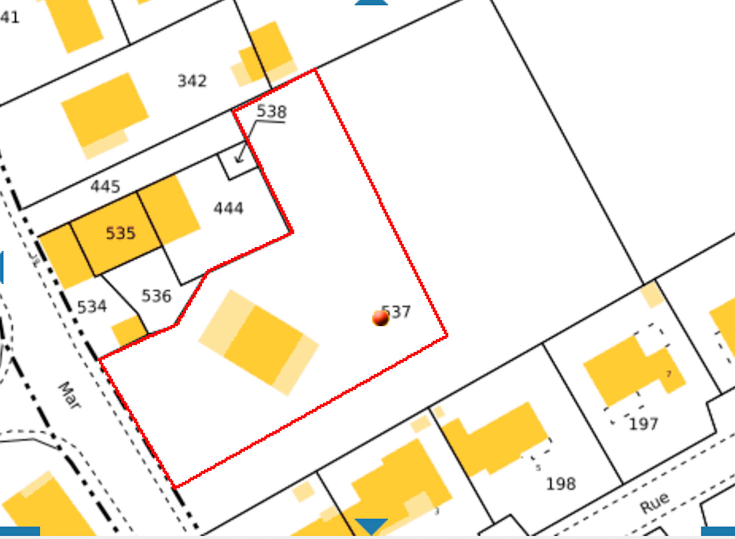 EXCLUSIVITE AUTERIVE : GRANGE à rénover sur terrain de 1800m2 environ.