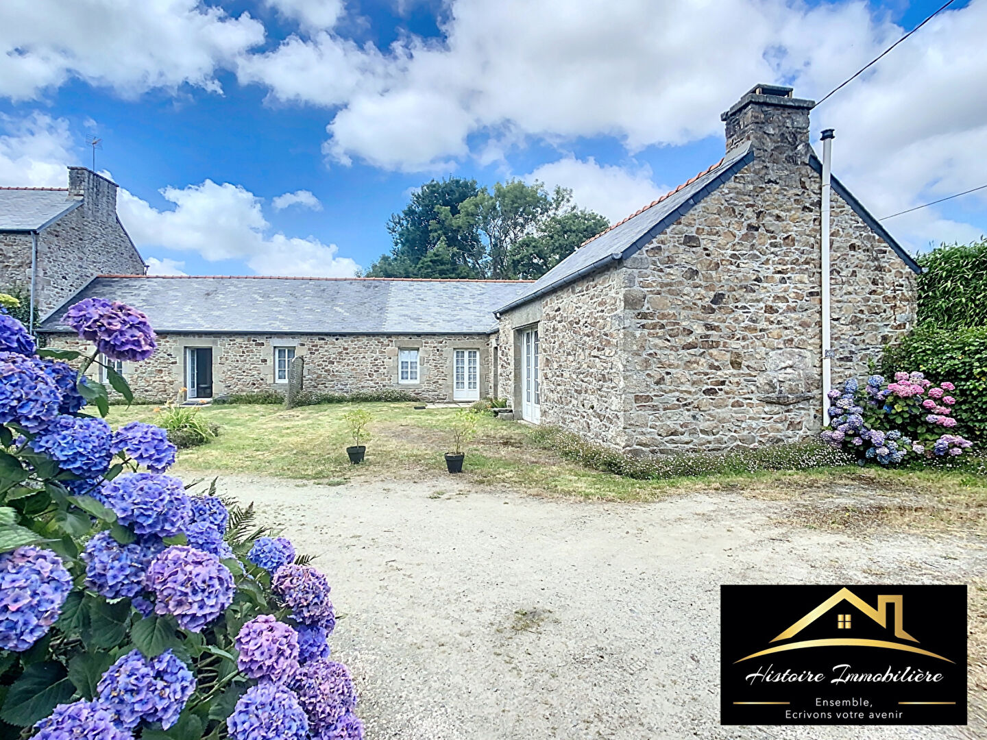 Photo Longères de plain-pied,   Guilers   7 pièces 132 m2 image 1/6