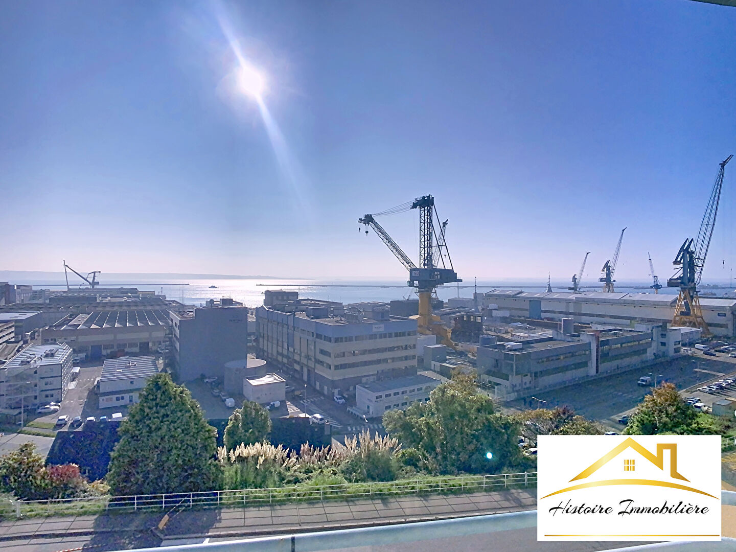 BREST APPARTEMENT T2 64 m2 Dernier étage, Balcon, Vue Mer