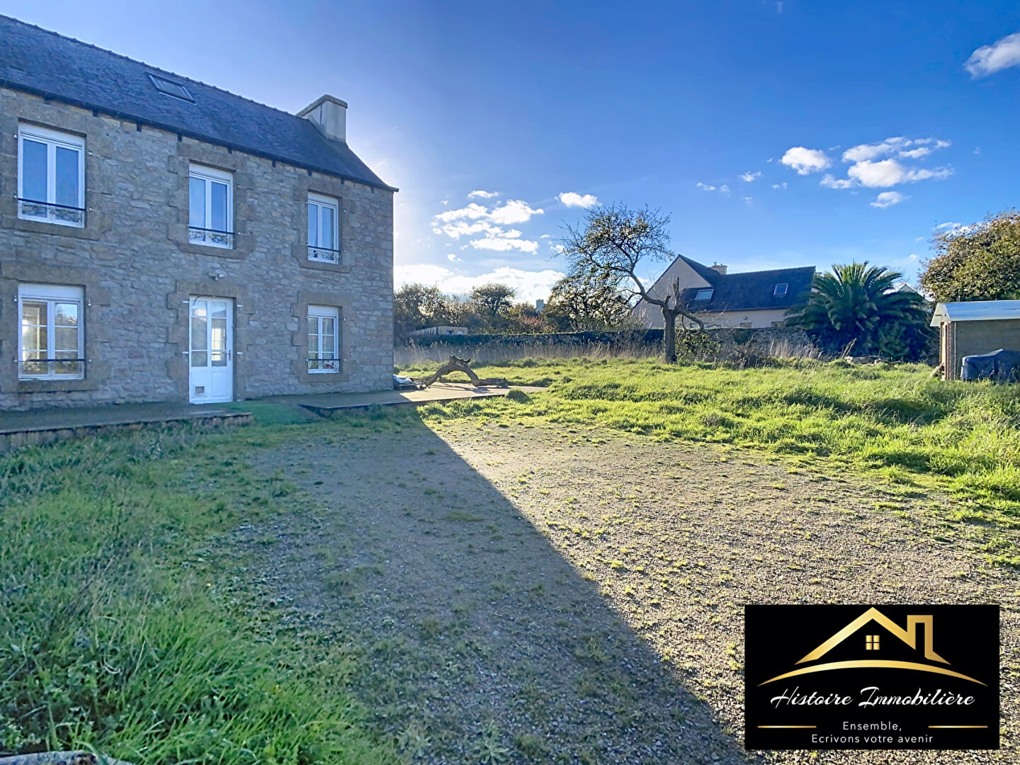 MAISON LANRIVOARE, 6 PIÈCES 126 m2 Terrain de 1800 m2