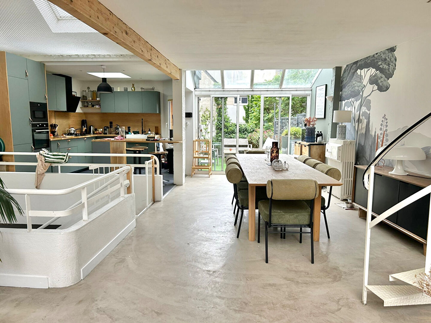 MAISON ESPRIT LOFT PLACE NEY, 4 chambres, garage