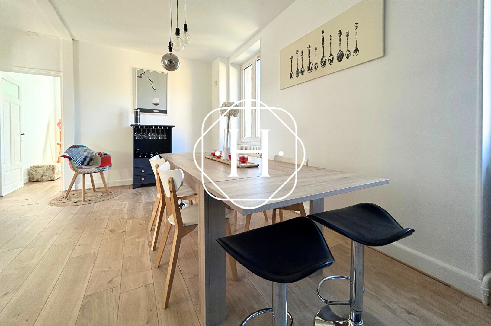 Photo Appartement Coligny 4 pièce(s) 89.40 m2 image 6/6