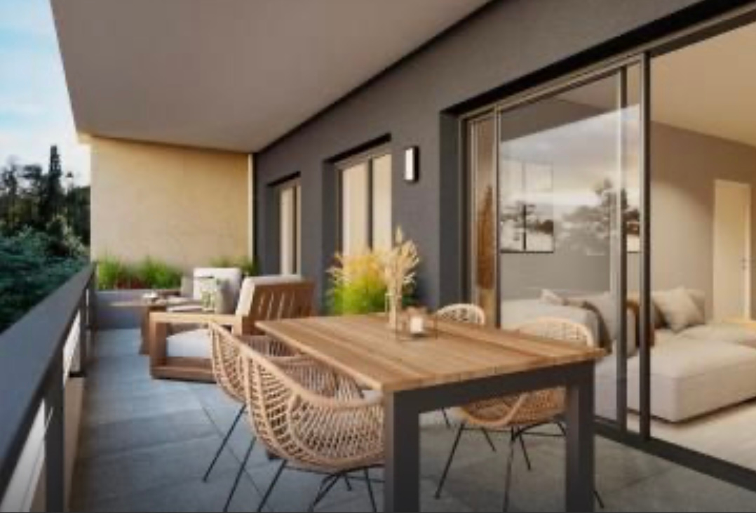 BEAU T3 TRAVERSANT DE 61M2 AVEC TERRASSE