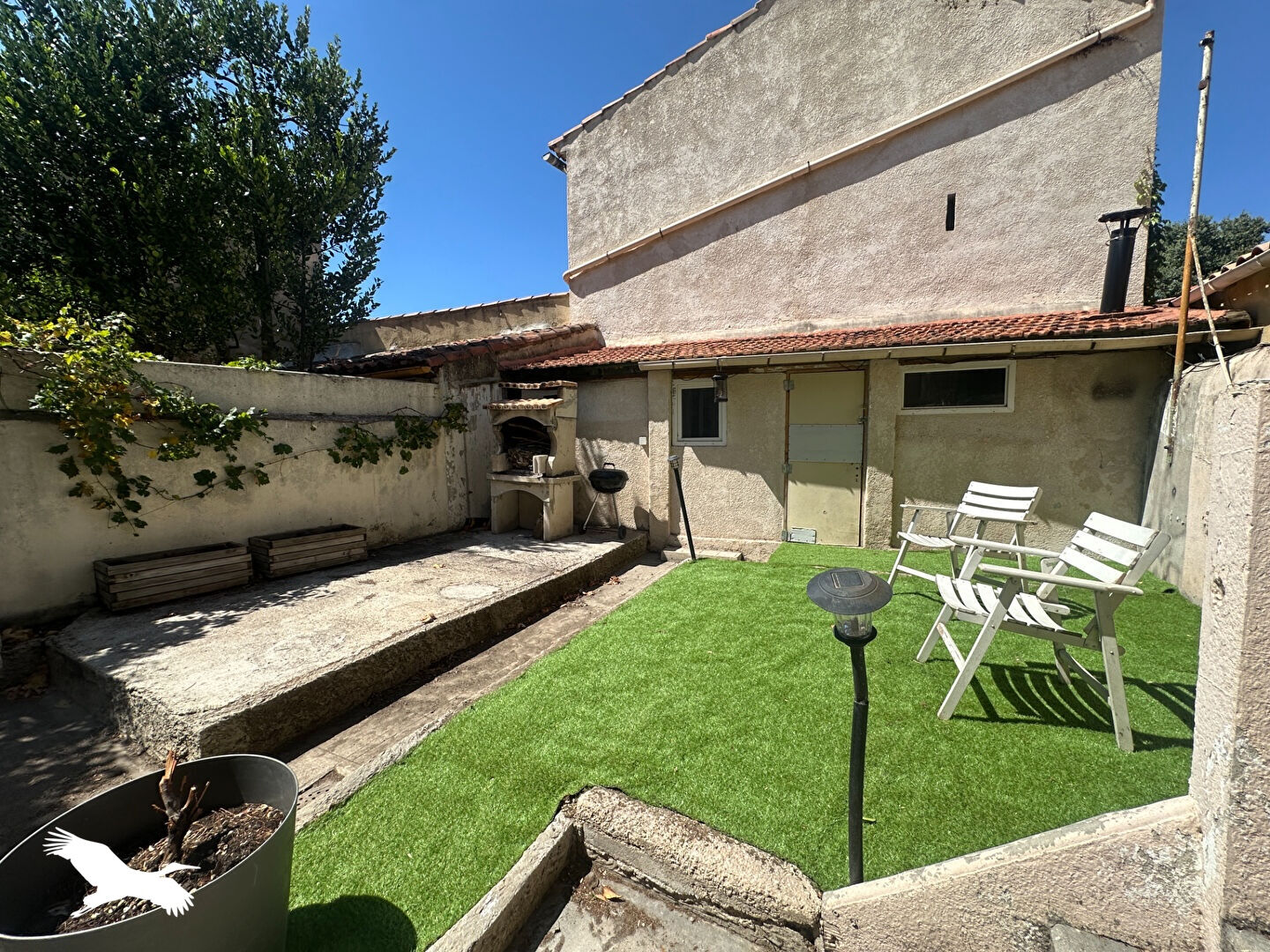 Photo A LOUER Studio meublé à Marseille 13010 en rez de jardin image 2/6