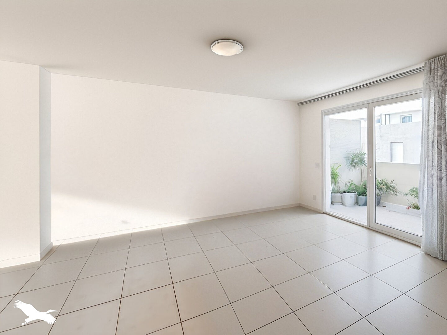 A LOUER Appartement type 3 à Marseille 13010 avec terrasse et garage