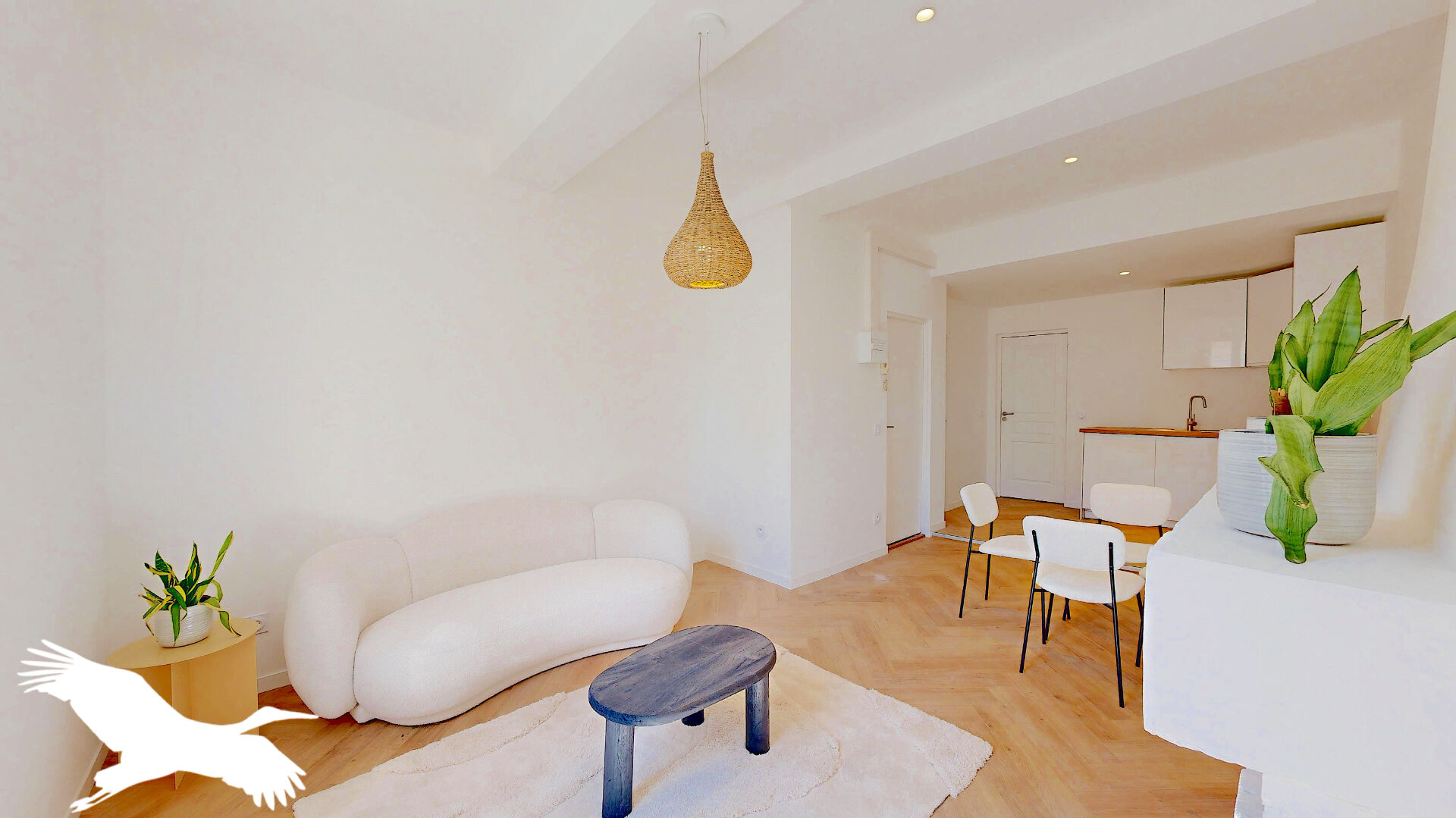 Photo RITCHY - Appartement T2 à vendre - 13260 - CASSIS - architecte - aucun travaux dans un petit immeuble du centre ville image 2/6