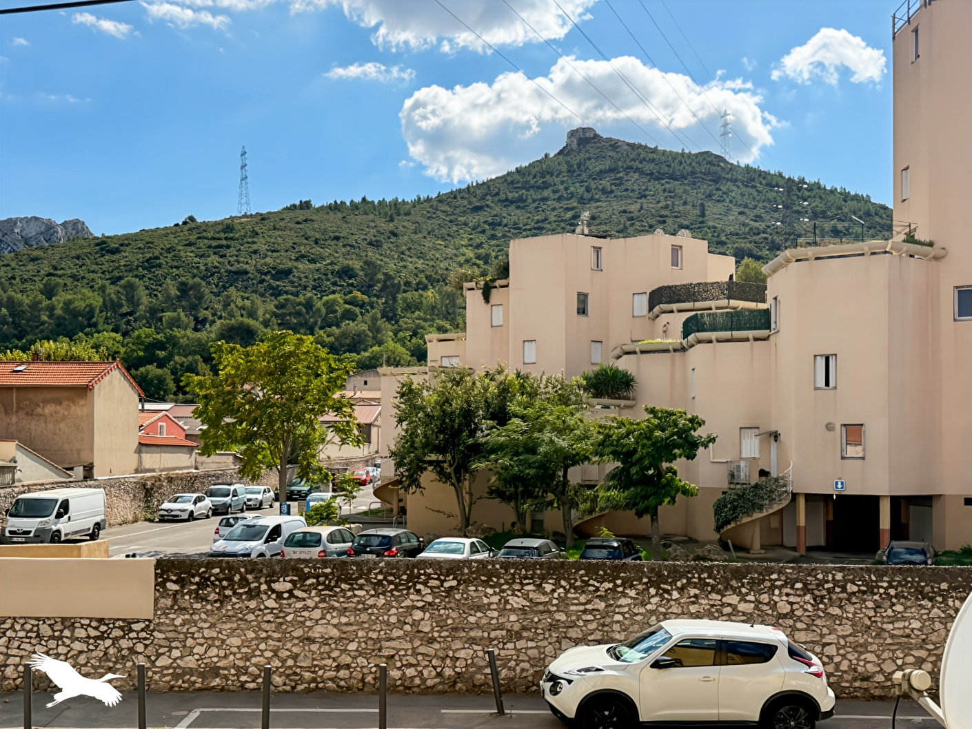 A LOUER Appartement Marseille 13011 grand T2 42 m2 avec cave