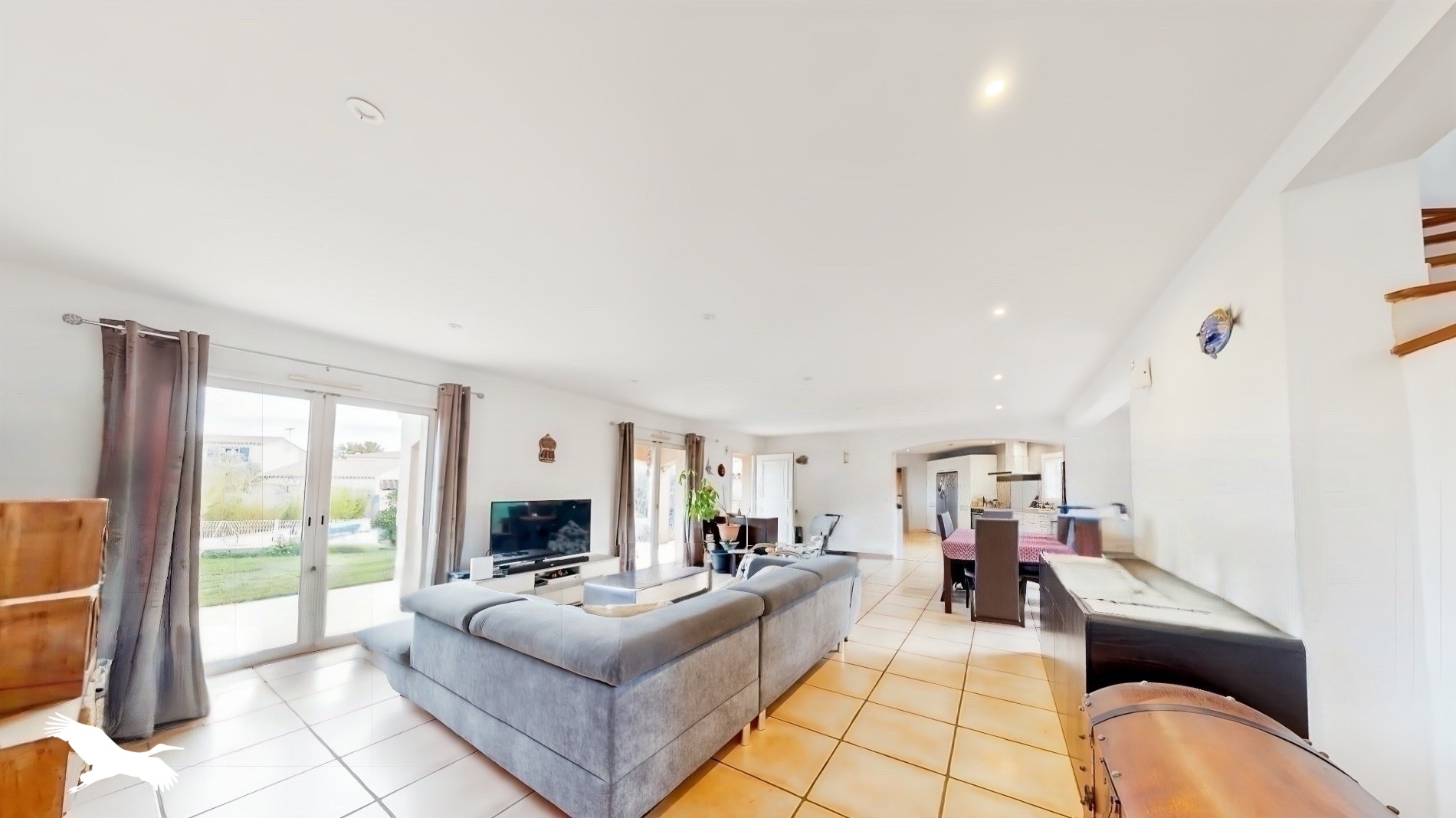 Photo À vendre - SARRA - Maison 6 pièces 175m² avec gararge de 42m² et piscine sur une parcelle de 899m² image 2/6