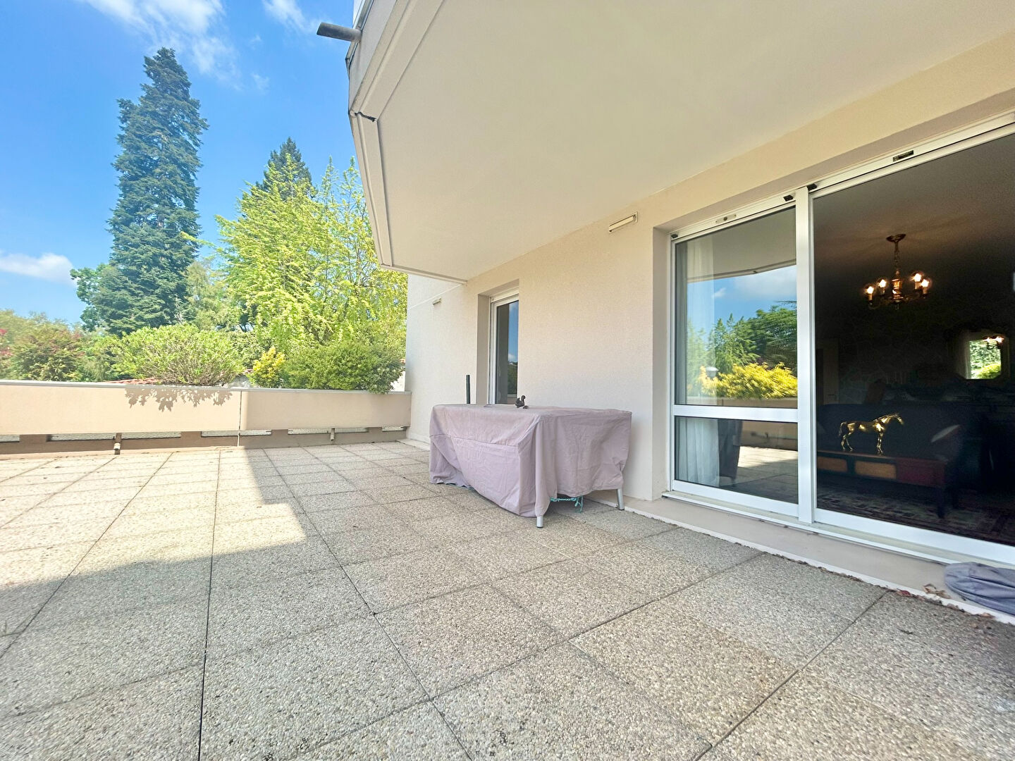 Photo RARE !  APPARTEMENT DE STANDING 60 m² AVEC TERRASSE DE 45 m² image 5/6