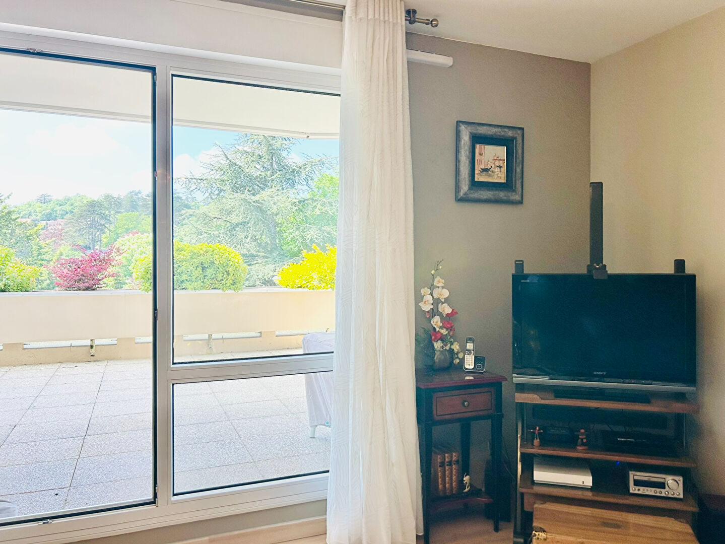 Photo RARE !  APPARTEMENT DE STANDING 60 m² AVEC TERRASSE DE 45 m² image 6/6