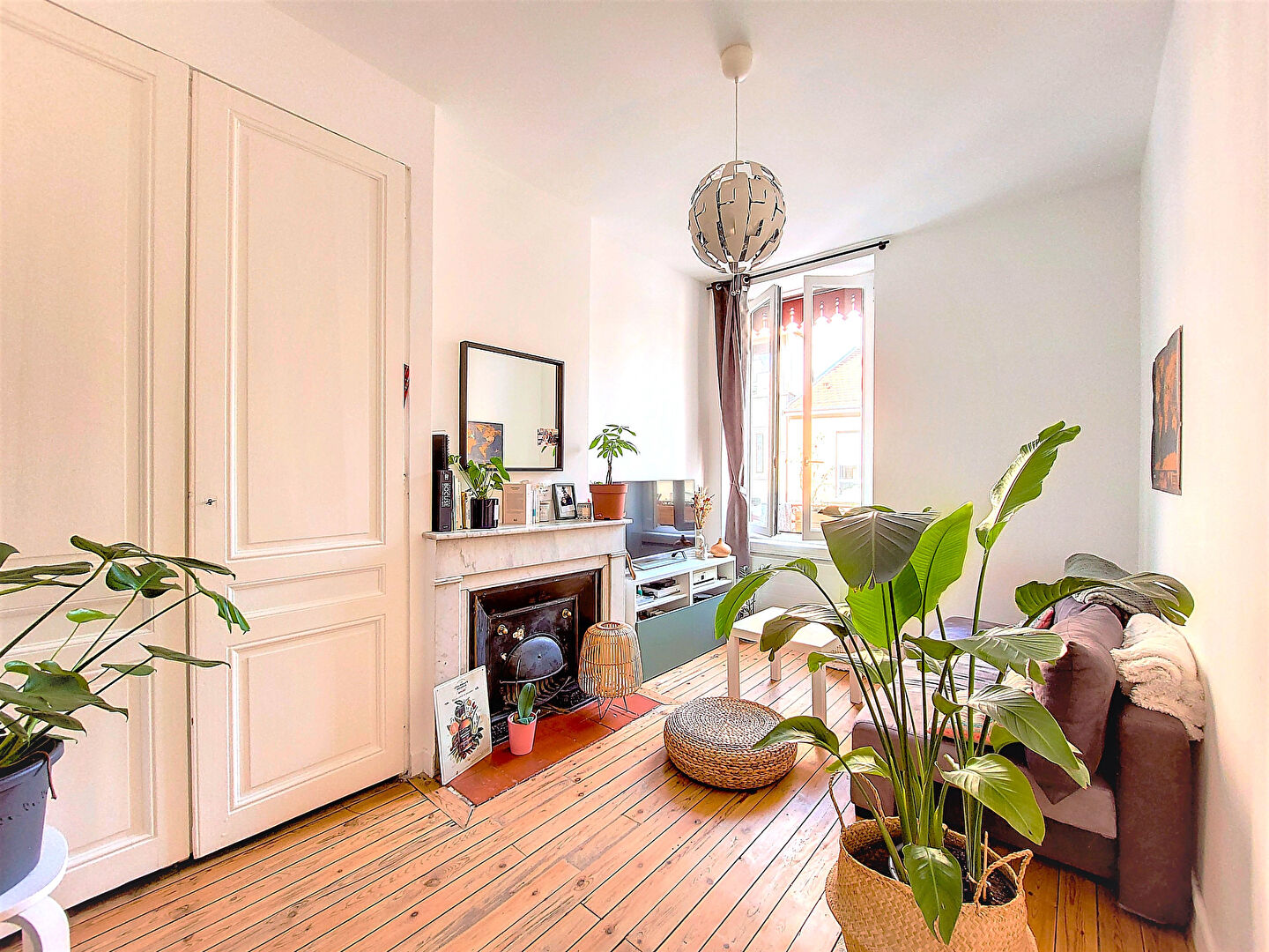 69100 VILLEURBANNE ANATOLE FRANCE LOCATION APPARTEMENT T2 MEUBLE 35m2