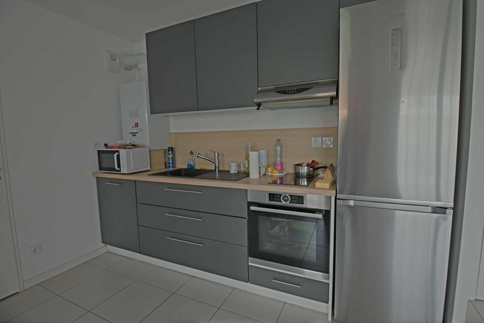 Photo 69200 VENISSIEUX PROX TRAM T4 / METRO D VENTE APPARTEMENT T2 1CH 40m² image 2/5