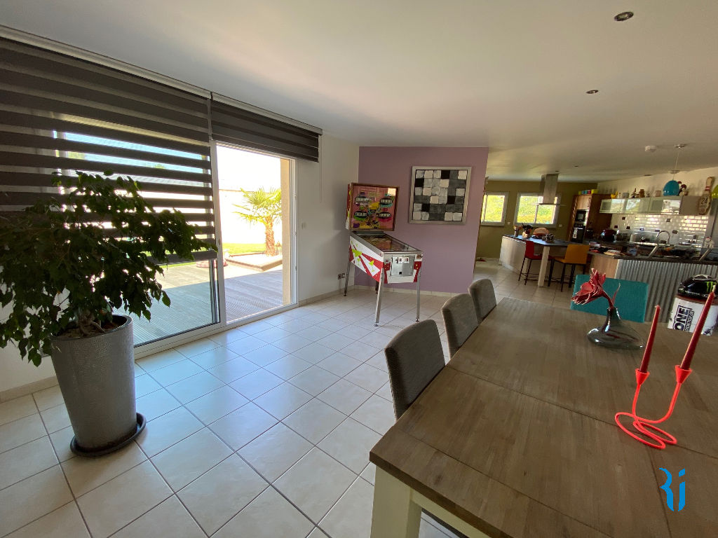 Maison Saint Sur Fontaine 6 pièce(s) 171 m2 76690 Maison Saint Sur Fontaine 6 pièce(s) 171 m2 76690