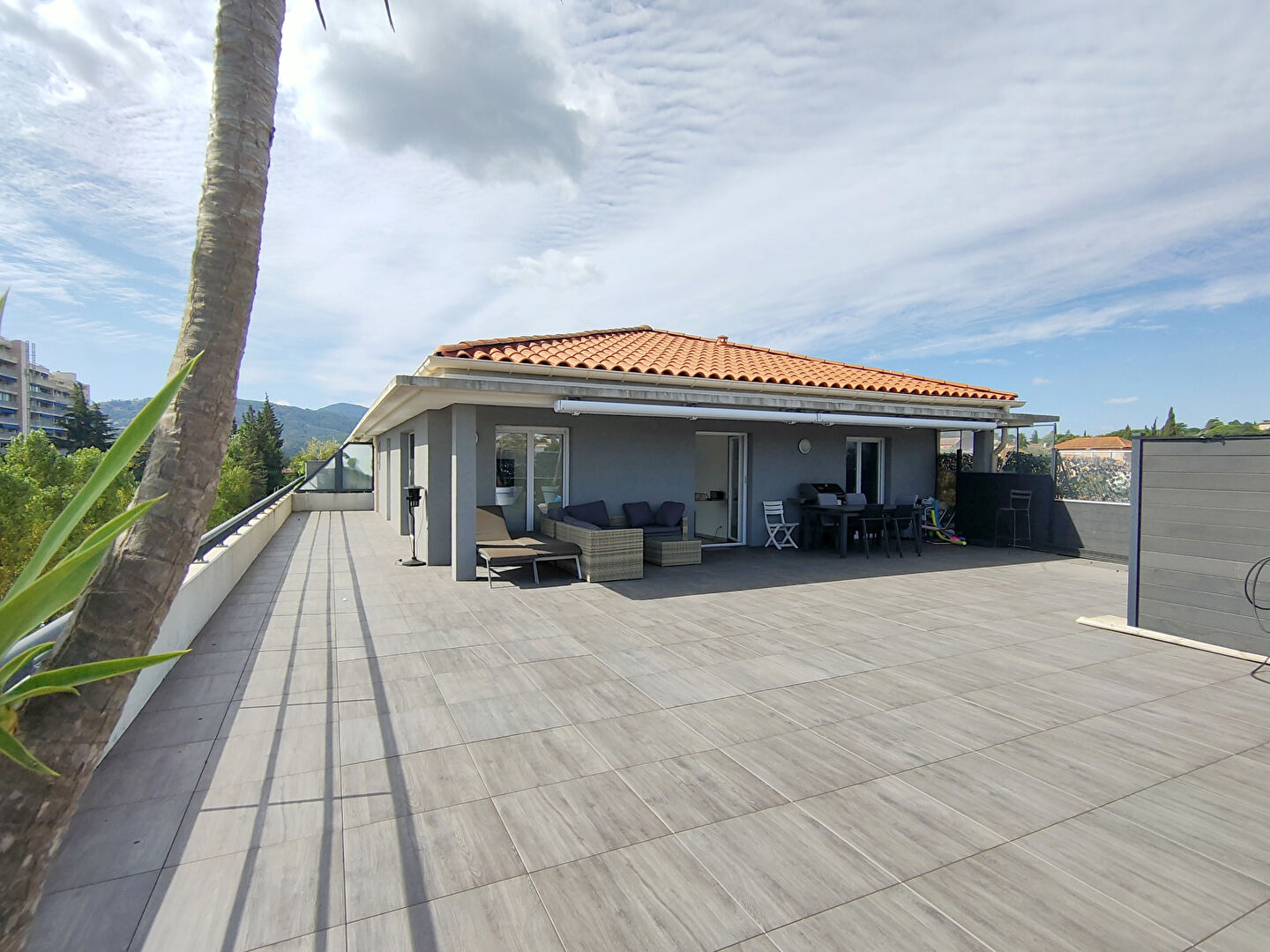 Agence immobilière de IMMOBILIERE CANNES MARINA Mandelieu