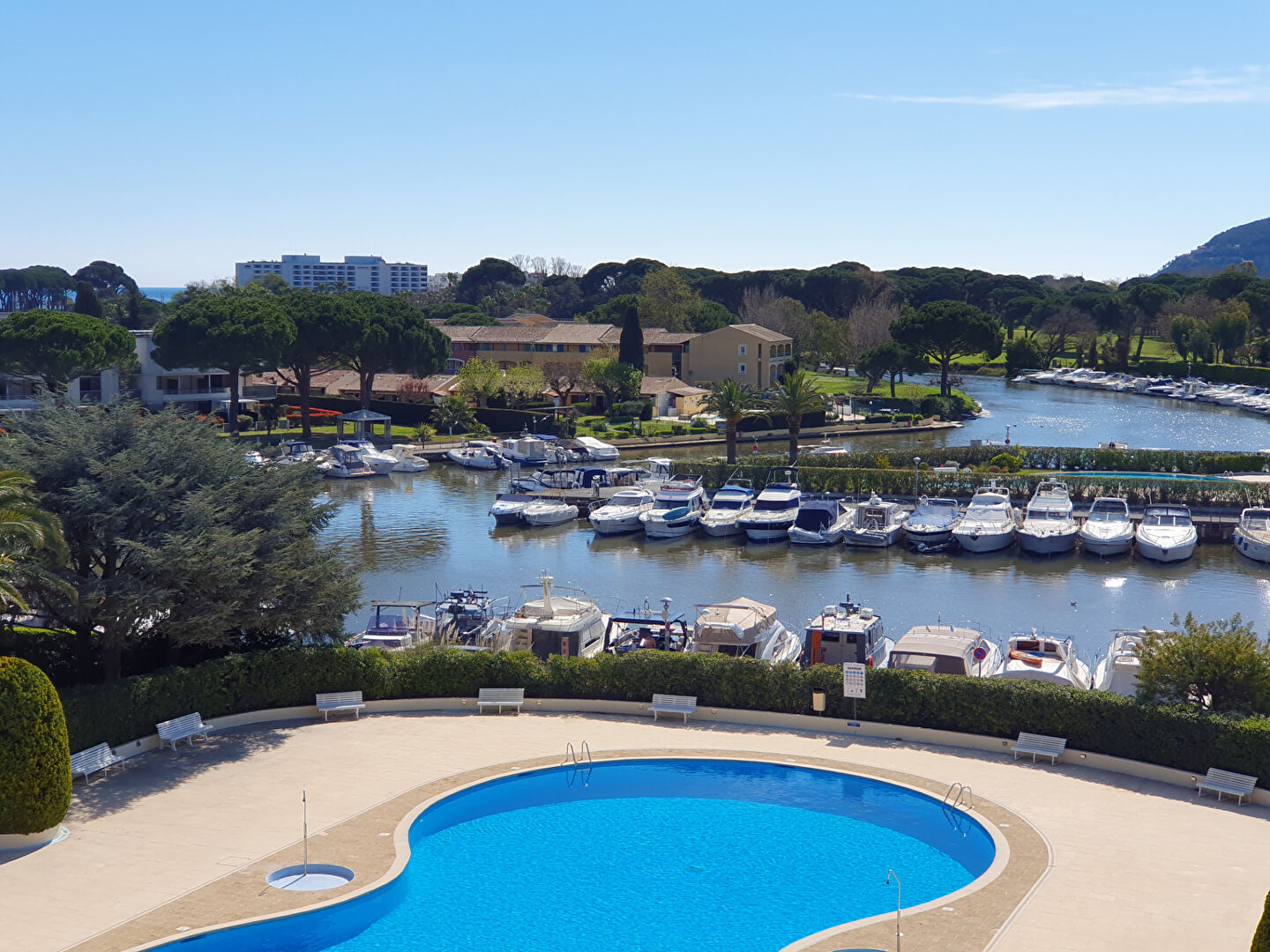 Agence immobilière de IMMOBILIERE CANNES MARINA Mandelieu