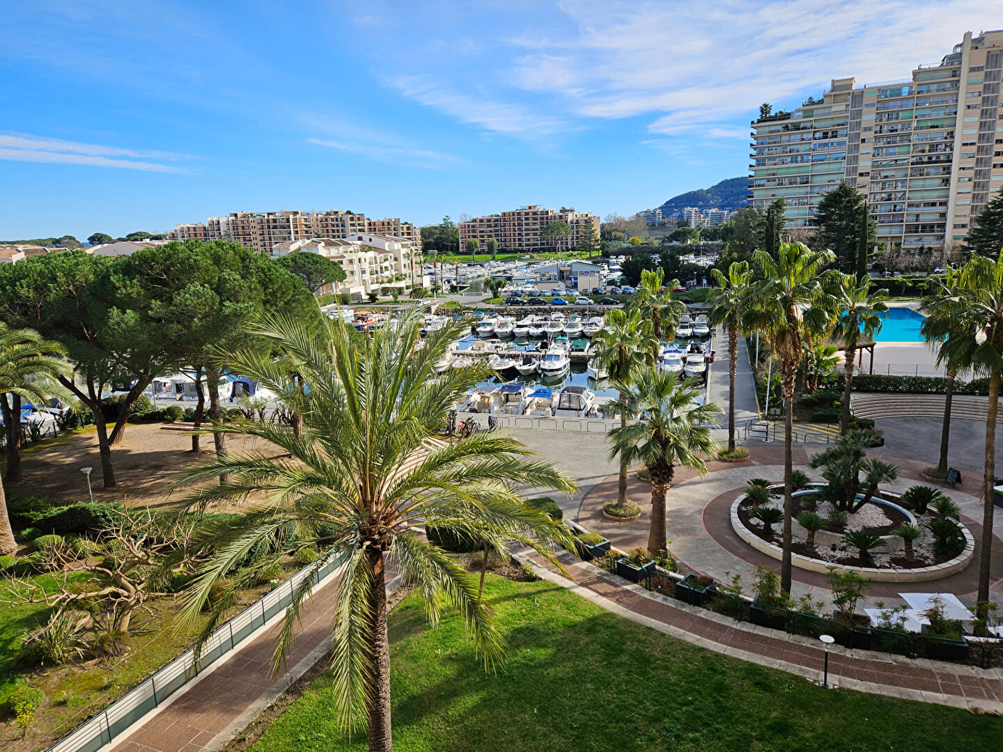 Agence immobilière de IMMOBILIERE CANNES MARINA Mandelieu