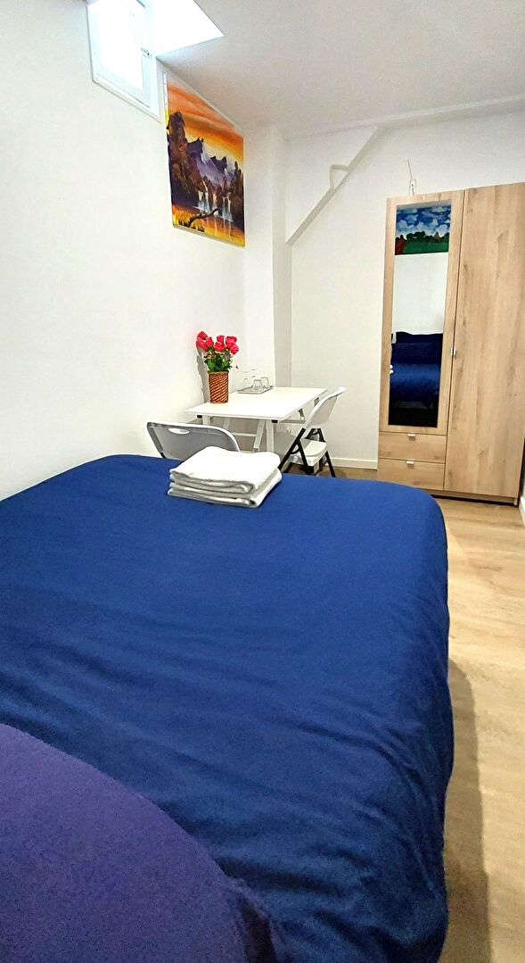 Photo CHARENTON LE PONT - QUARTIER VALMY image 6/6