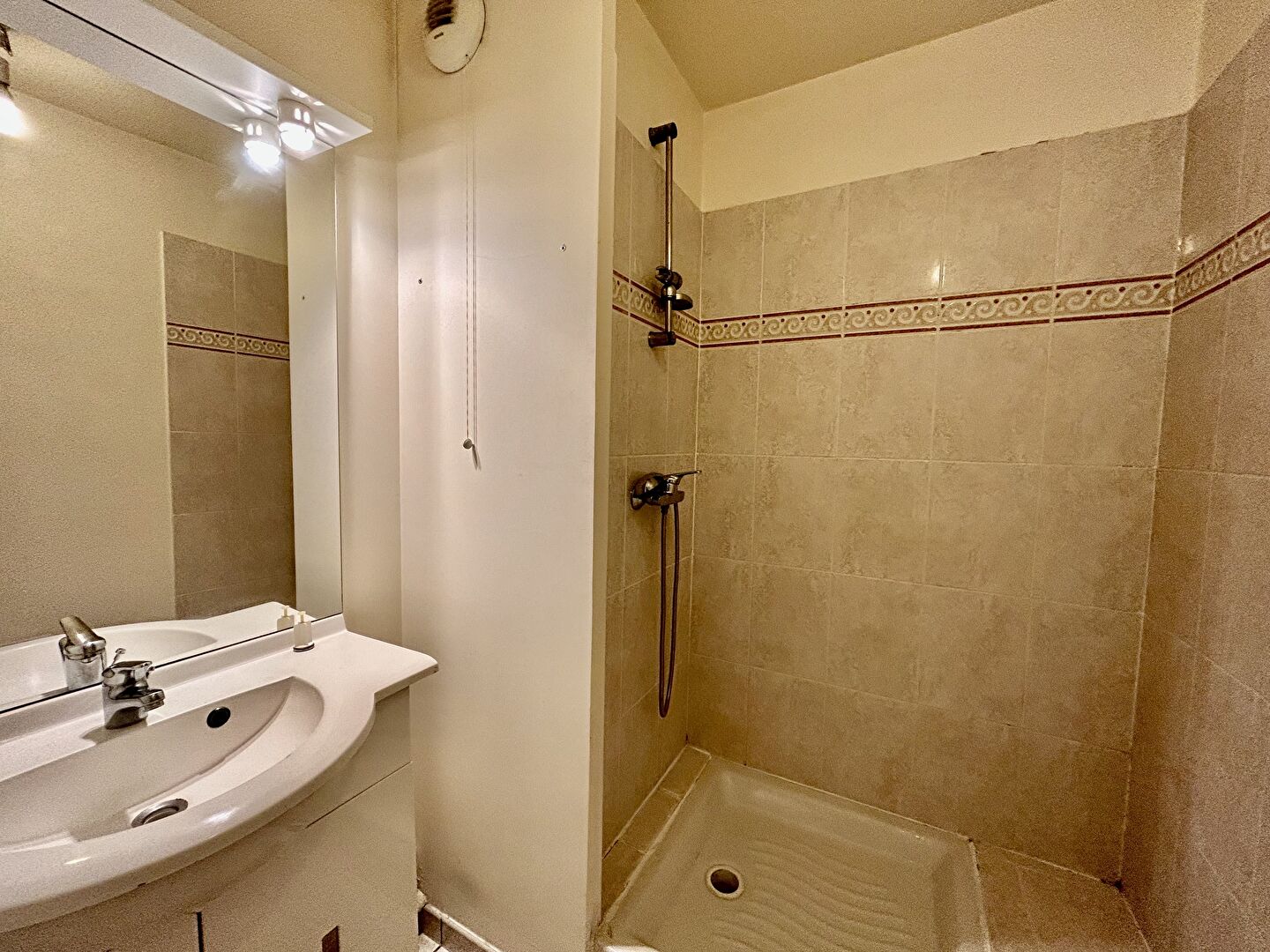 Photo Appartement T4 Duplex 86,13 m² -  Centre-ville de Chelles - construction de 2005 image 6/6