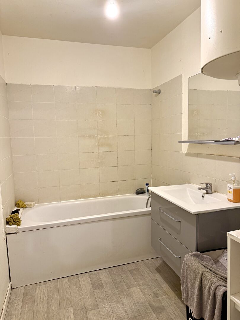 Photo Appartement 3 pièces à Clichy sous Bois image 6/6