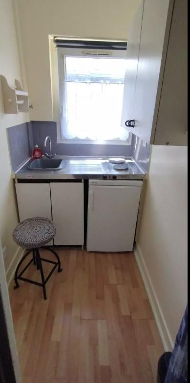 Photo 75017 PARIS - Charmant studio lumineux au calme image 5/6