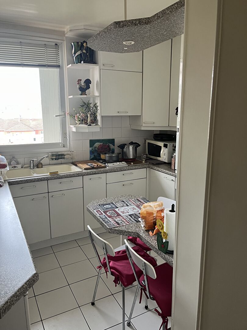 Photo 3 pièces avec Balcon en bon état image 4/6