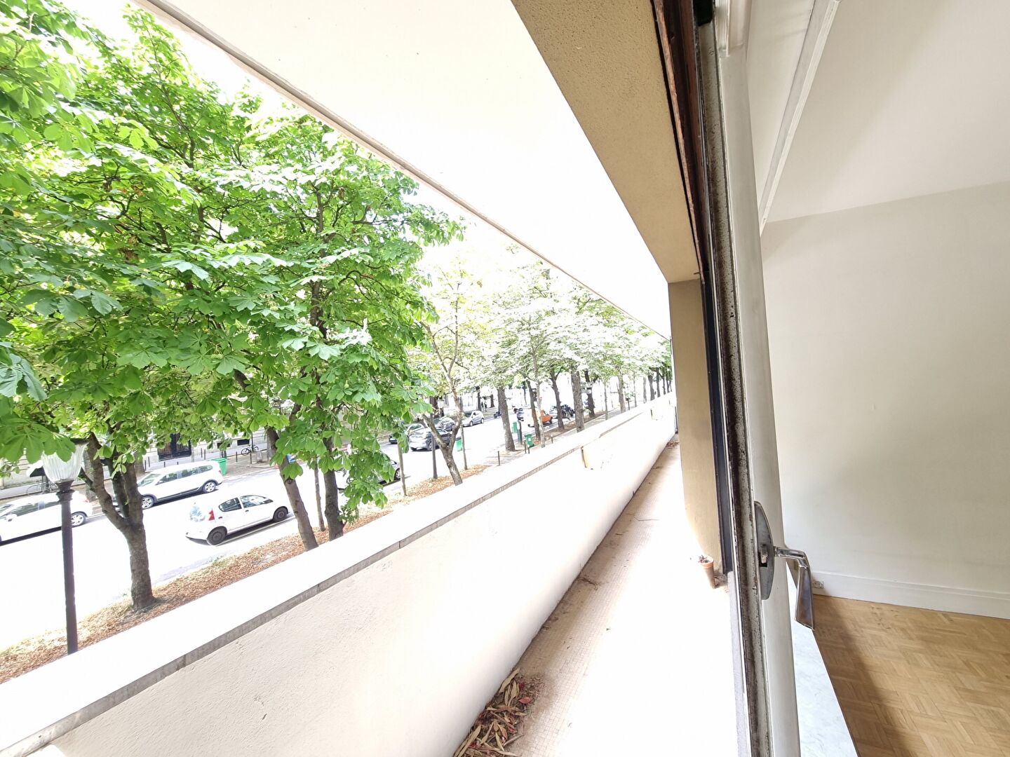 Photo 2 Pièces - Balcon 12 m² Sud Ouest image 5/6