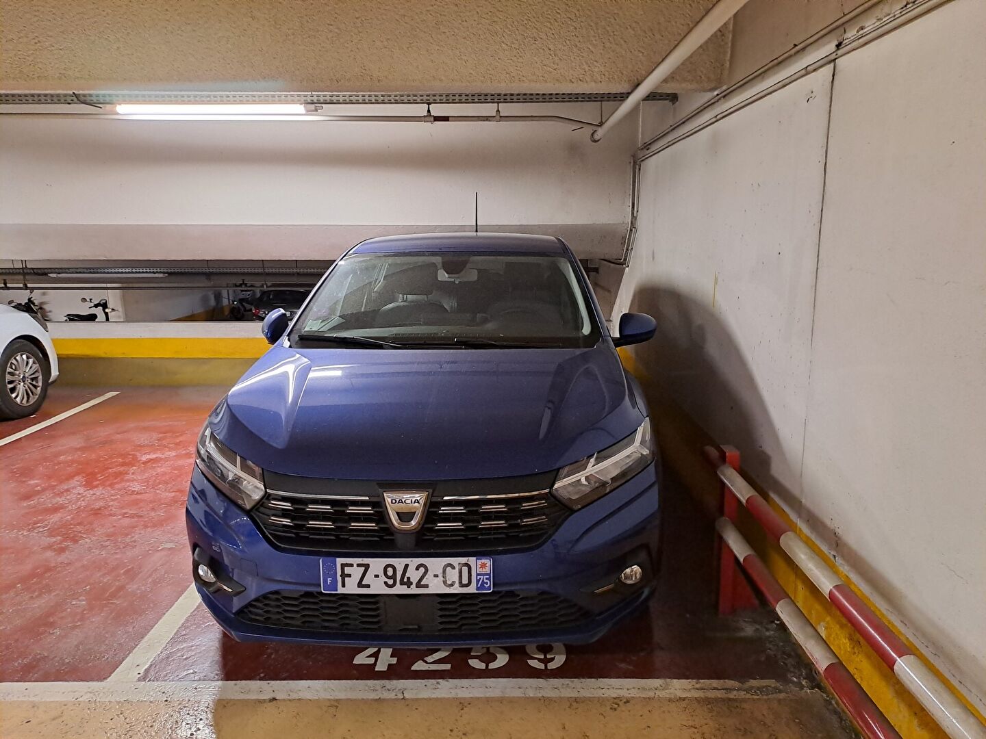 Photo Parking sous-sol Italie 2 image 6/6