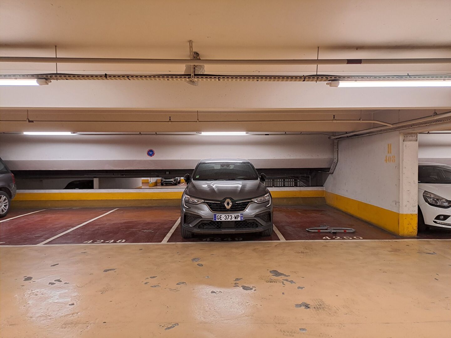 Photo Parking sous-sol à Italie 2 image 6/6