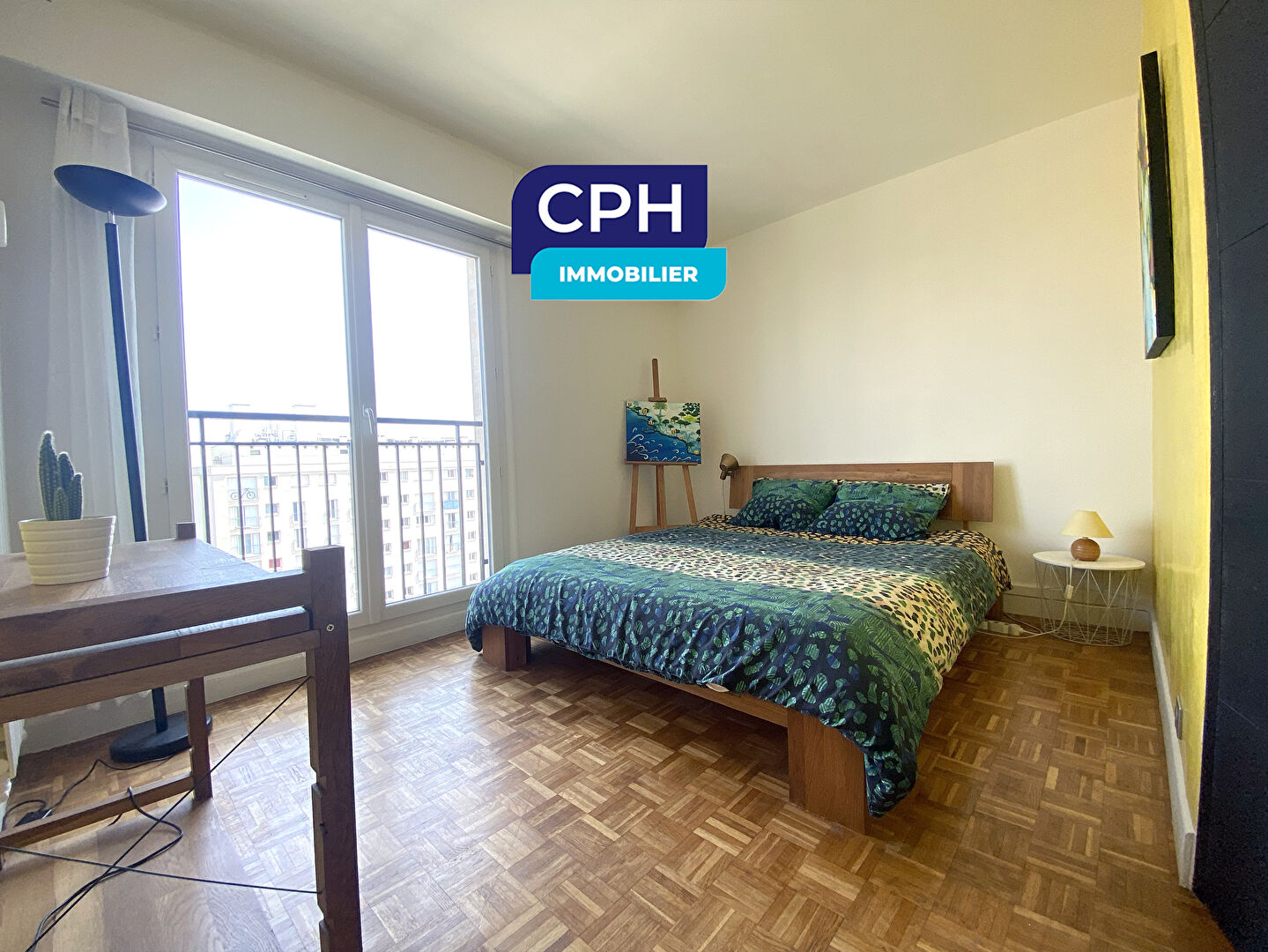 Photo F3 en parfait état au Dernier étage à Chatillon avec extérieures et vue sur Paris image 3/6