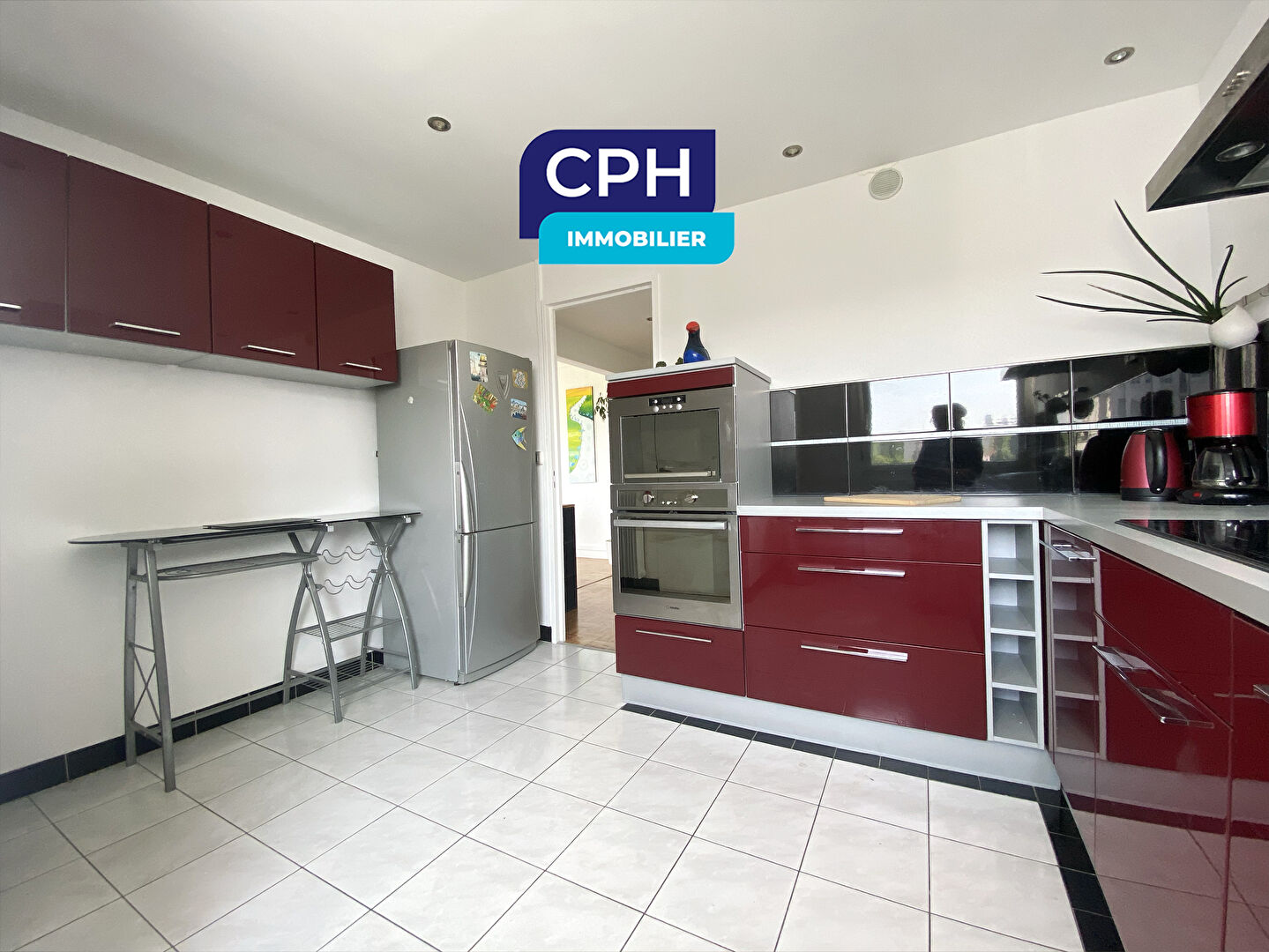 Photo F3 en parfait état au Dernier étage à Chatillon avec extérieures et vue sur Paris image 6/6