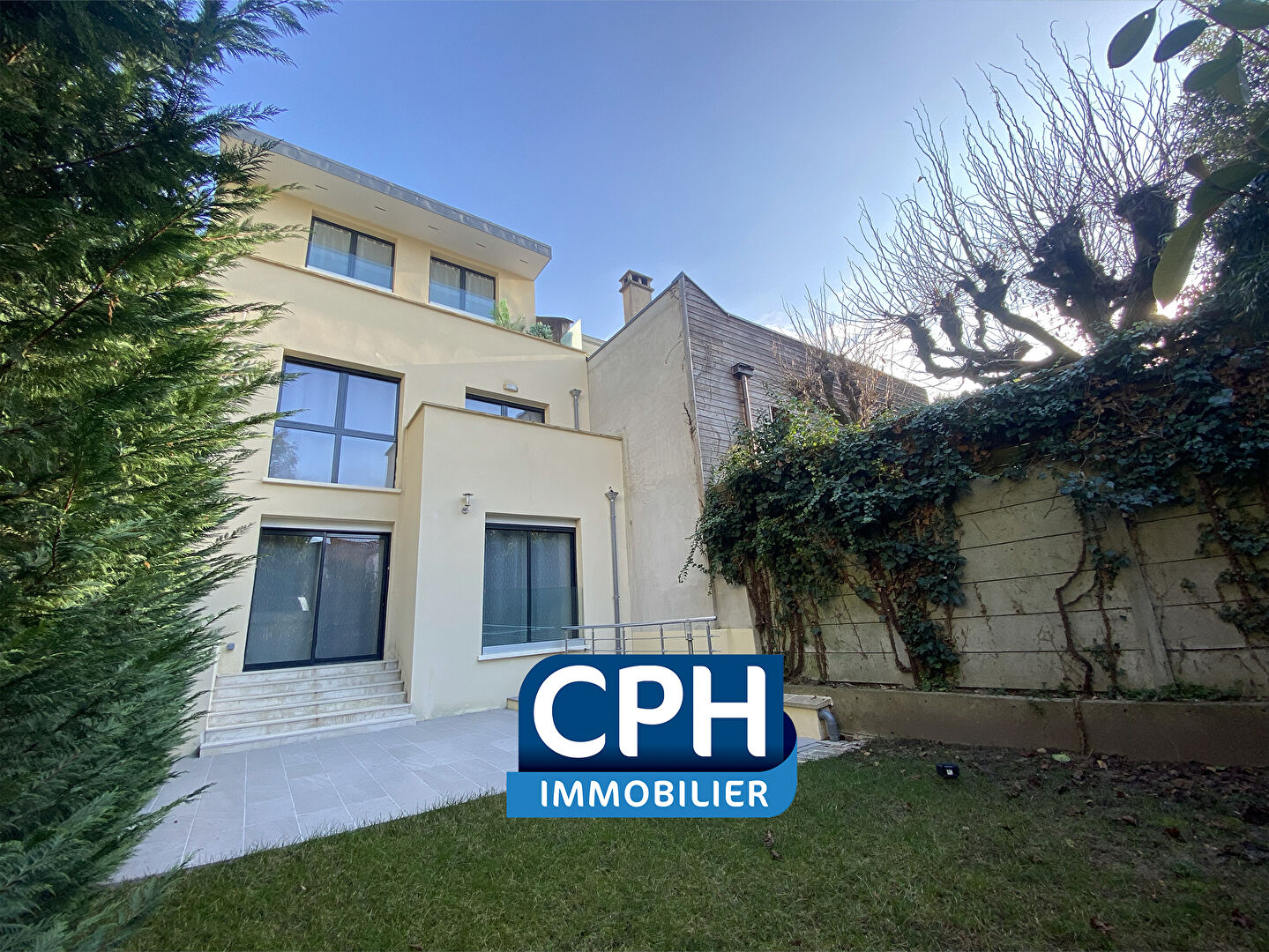 Photo Grande Maison récente sur Sceaux avec de très belles prestations image 6/6