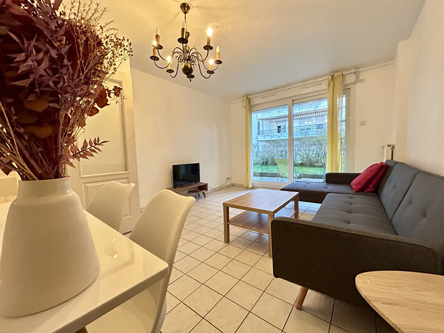 Photo Appartement Chartres 2 pièce(s) 50.50 m2 image 1/6