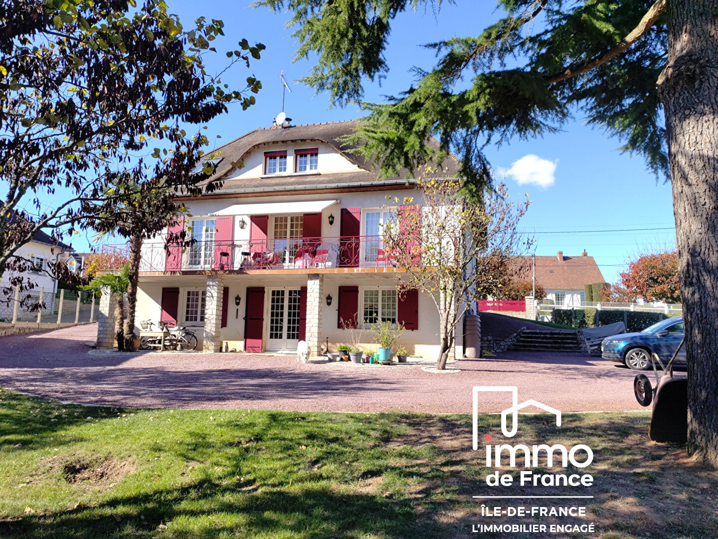 Photo Maison de 234m² habitables à vendre - BONNEVAL image 1/6