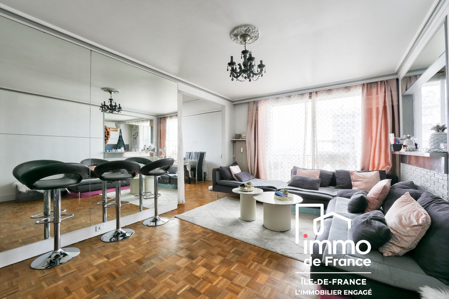 Appartement Le Blanc Mesnil 5 pièce(s) 87.87 m2 proche écoles Gare RER