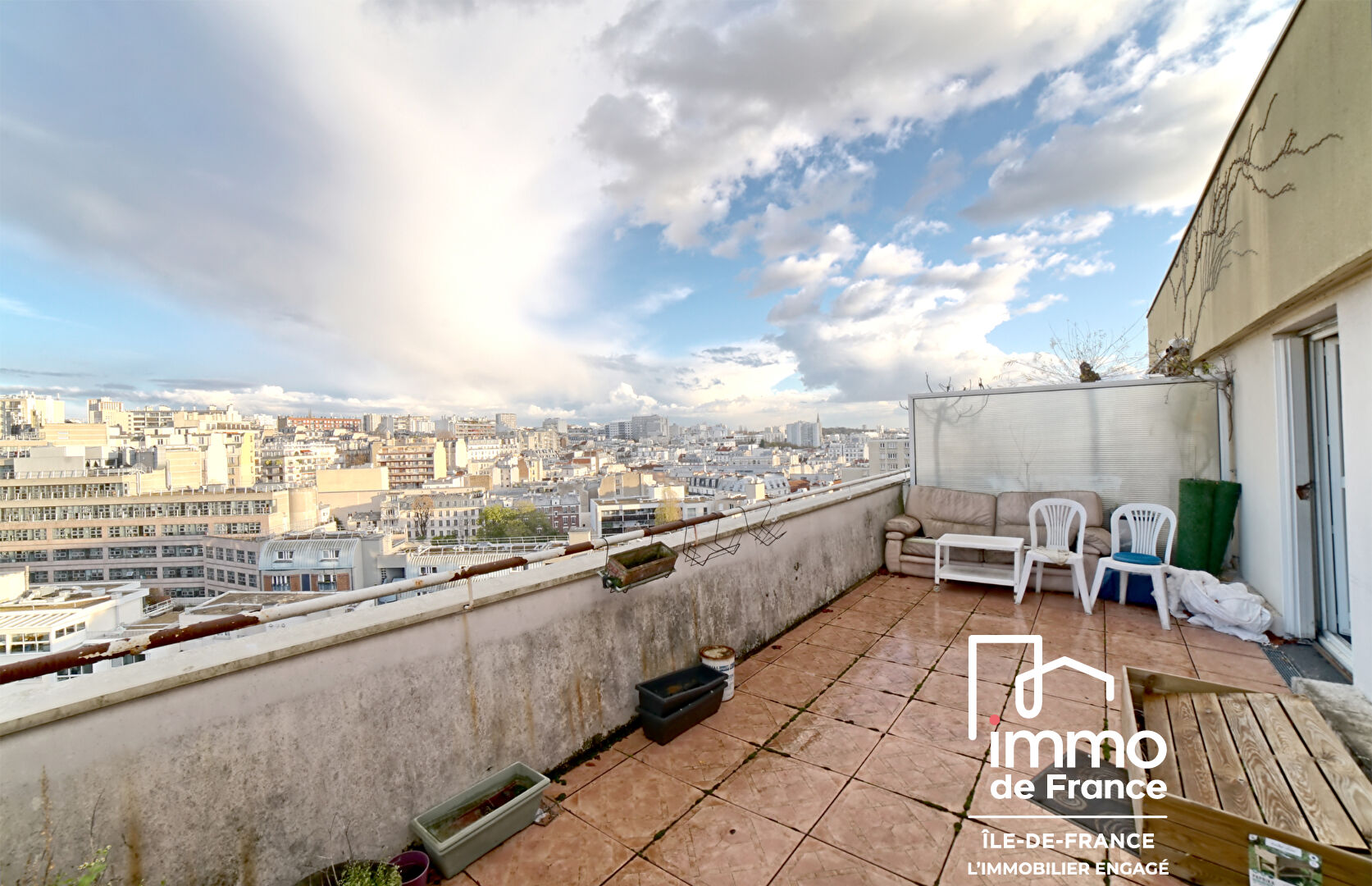 T4 d'exception de 86,5 m² avec superbe terrasse,cave, place de parking sous-sol