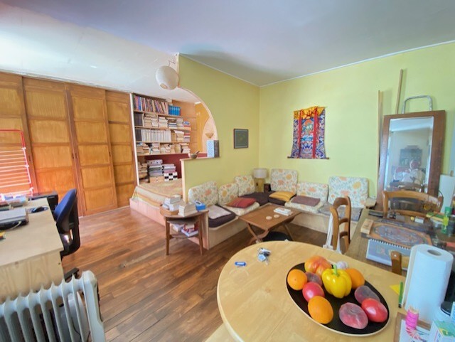 Paris 18e Rue Duhesme 2 pièces à personnaliser avec jouissance privative sur cour