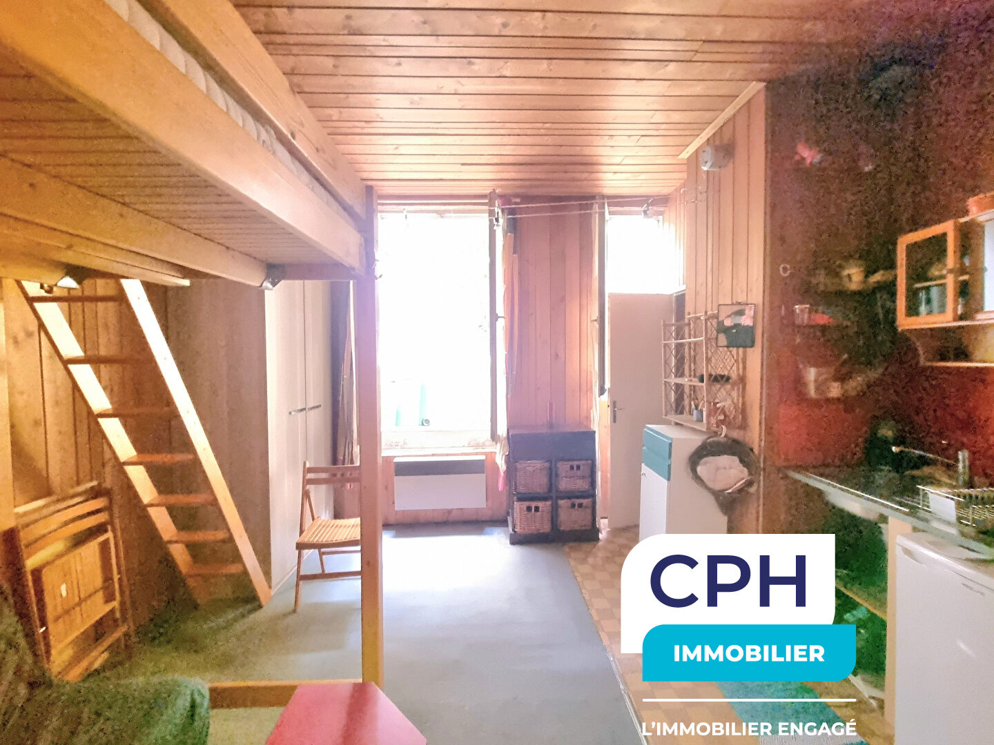 RDC SUR COUR - CALME