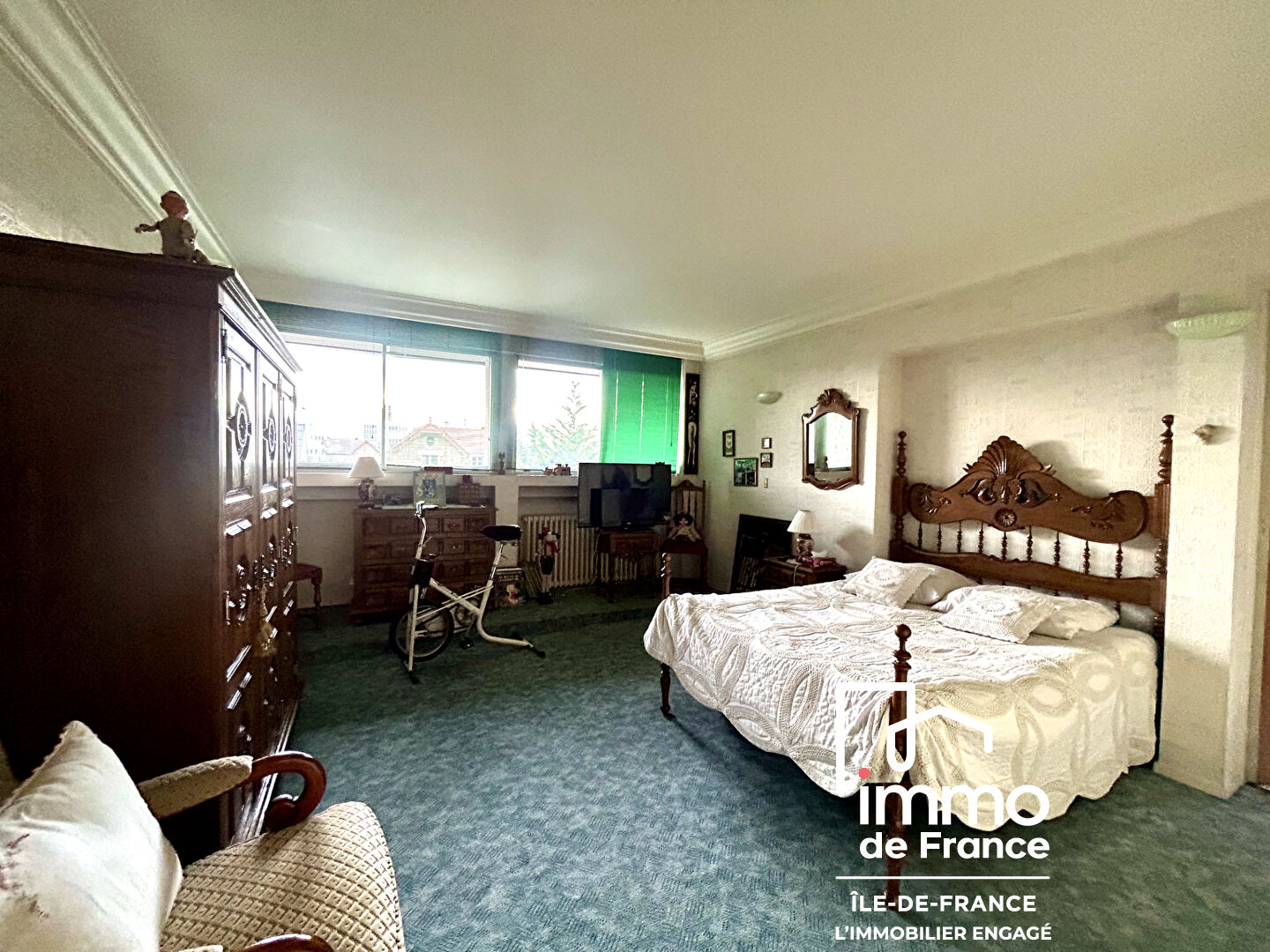 Photo Maison d'architecte d'exception  212 m² habitables Terrain arboré de 1 252 m² ? Chelles image 2/6