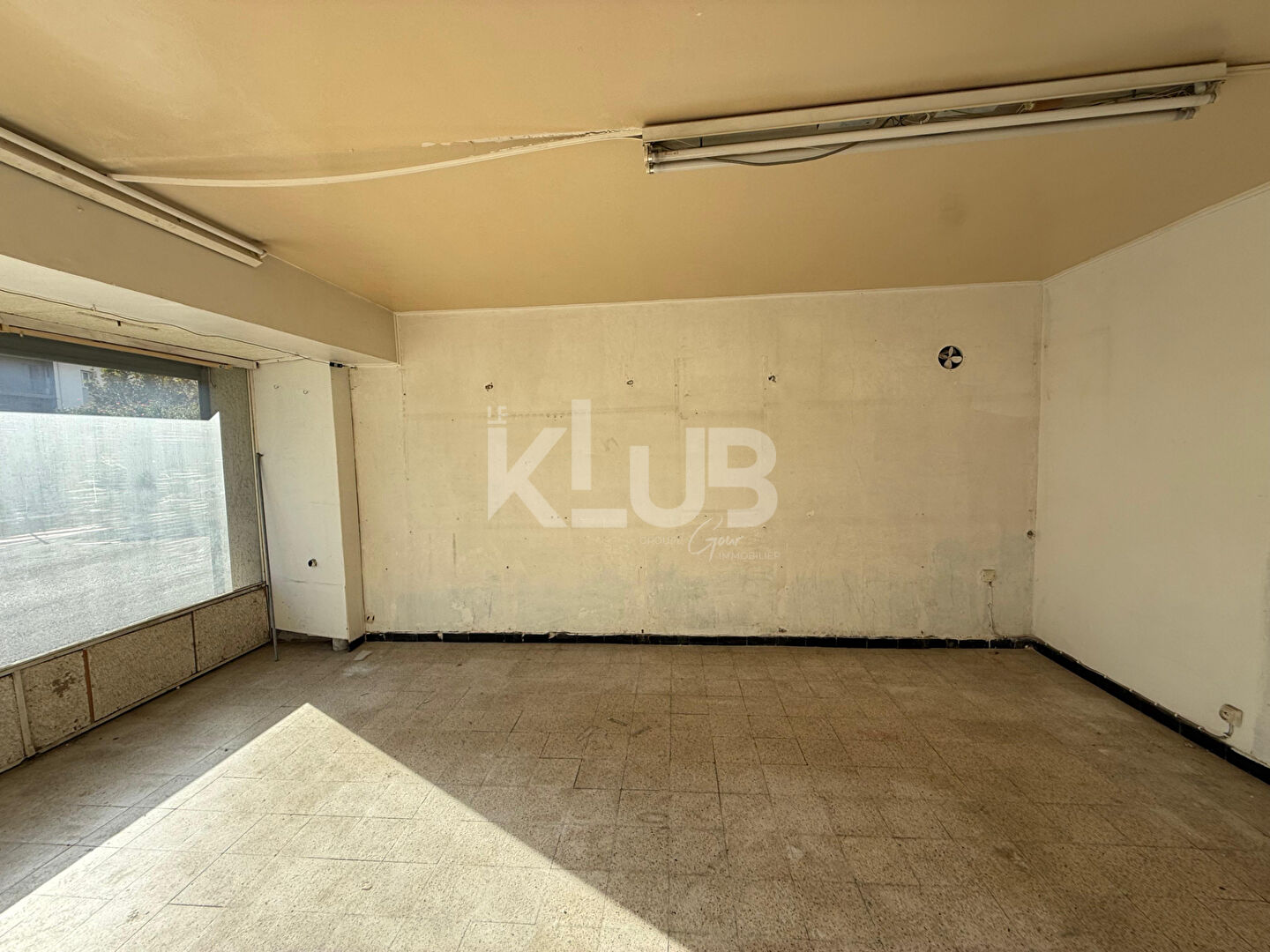 Photo Local commercial Bastia 3 pièce(s) 49.12 m2 image 2/5