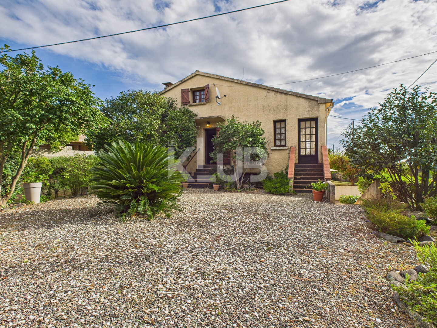 Maison  11 pièce(s) 215 m2