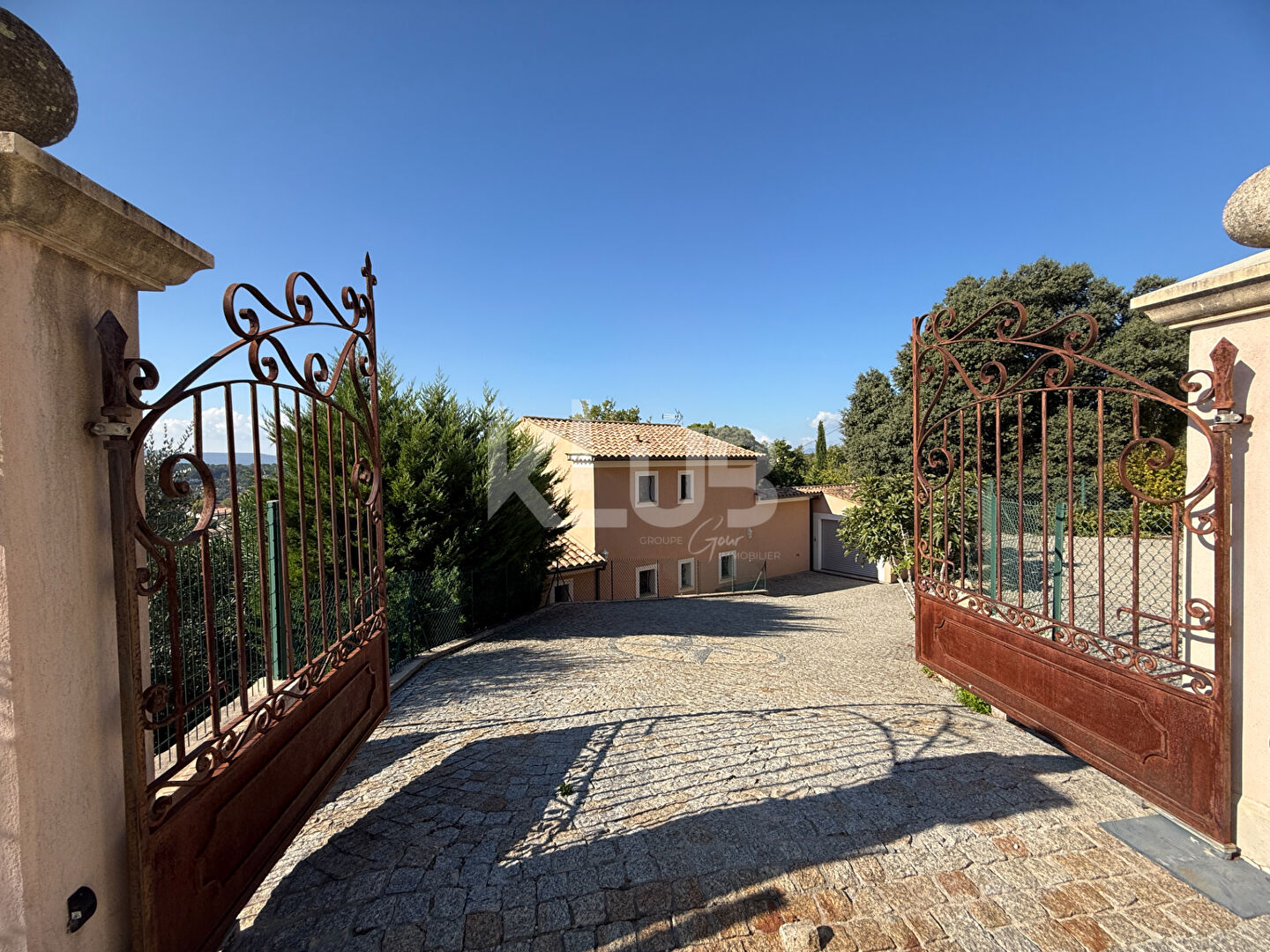 Villa Lorgues 140 m2 + Appartement