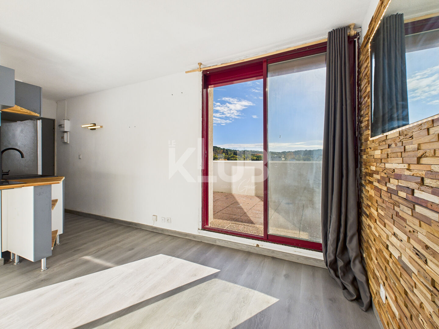 Photo Appartement Aix En Provence 1 pièce 16 m2 avec terrasse 21m² image 6/6