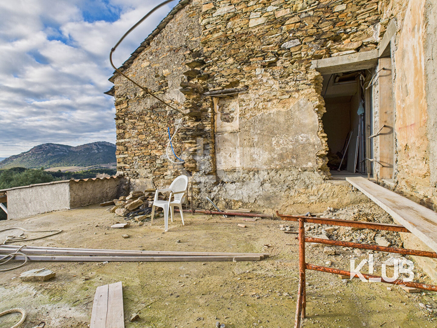 Photo Maison  139,56m2 + garage + studio indépendant + cave image 2/6